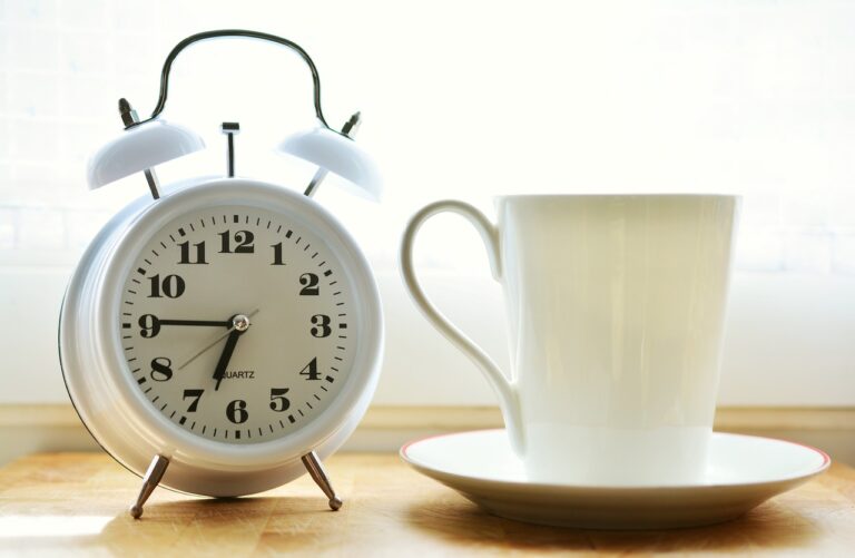 Skipping Breakfast (IELTS Task2)